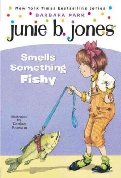 Junie B. Jones Smells Something Fishy (Paperback)