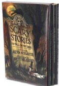 Scary Stories To Tell in The Dark (Paperback)