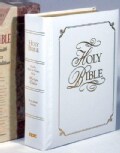 Holy Bible: King James Version, White Padded Bonded Leather, Family Faith and Values (Hardcover)