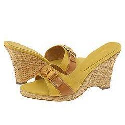 AK Anne Klein Hagan Light Yellow/Medium Natural Leather