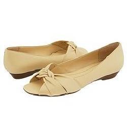 Easy Spirit Tarah Ivory Leather