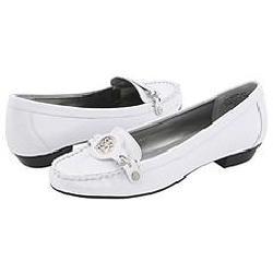 AK Anne Klein Newlan White Patent