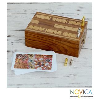 Handcrafted Kadam Wood 'Flushes' Cribbage Set (India)