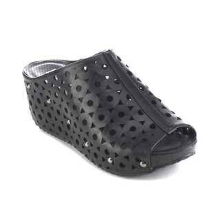 Refresh Women's Elva-07 Slip-on Stud Platform Cut-out Wedge