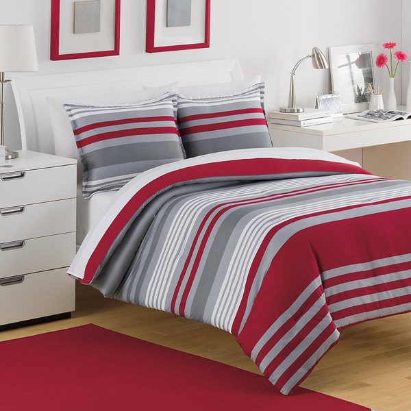 Izod Engineered Stripe 3 Piece Comforter Set