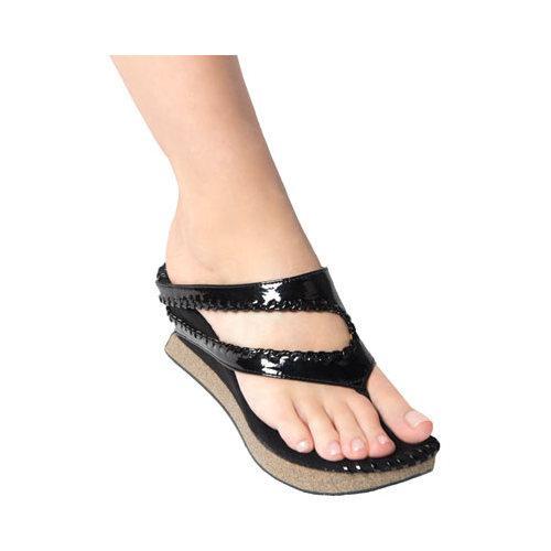 Women's MODZORI Juna Wedge Thong Sandal Light Brown/Black 18702635