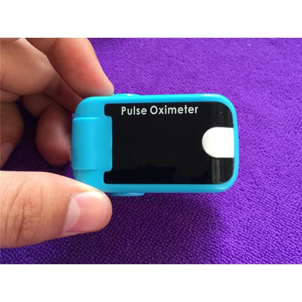 Fingertip Pulse Oximeter with Audio Alarm Sound