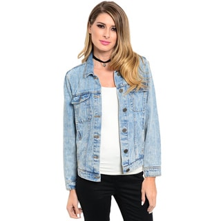 Shop the Trends Women's Classic Light Wash Denim Jacket with Front Button Closure
