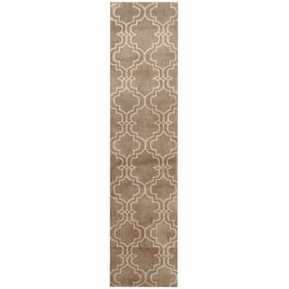 Herat Oriental Indo Hand-tufted Tibetan Beige/ Ivory Wool Runner (2' x 8')