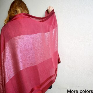 Saachi Women's Shimmer Scarf (China)