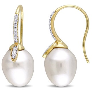 Miadora Signature Collection 14k Yellow Gold Cultured South Sea Pearl 1/5ct TDW Diamond Linear Flower Earrings (G-H, SI1-SI2)