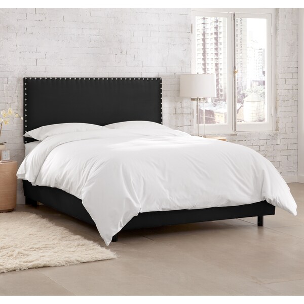 Skyline Furniture Premier Black Nail Button Border Bed
