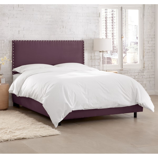 Skyline Furniture Premier Purple Nail Button Border Bed