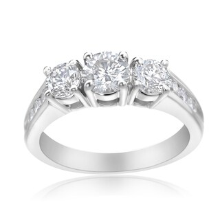 Andrew Charles 14k White Gold 1 1/2ct TDW 3-stone Diamond Ring (H-I, SI2-I1)