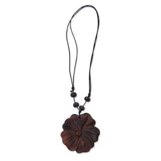 Handcrafted Sono Wood 'Shoe Flower' Necklace (Indonesia)