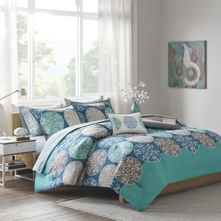 Intelligent Design Mallory Complete Bed Set Including Sheet Set