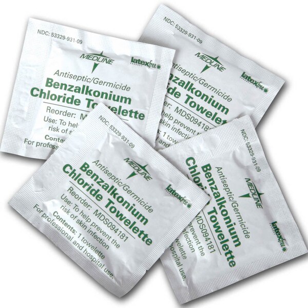 Medline Benzalkonium Chloride Towelettes (Case of 1 000)