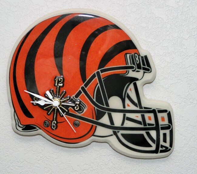 Cincinnati Bengals Football Helmet Clock