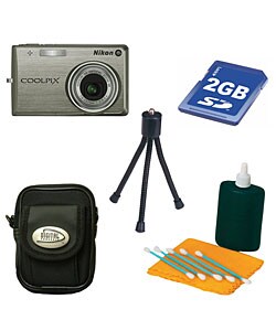 Nikon Coolpix S700 12.1 MP Digital Camera and Kit
