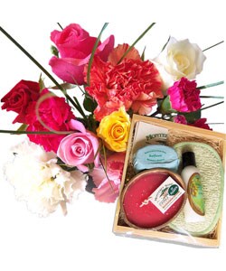 Barely Rose Carnation and Hawaiian Bathtime Crate