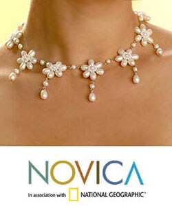 'White Jasmine' Freshwater Pearl Choker (Thailand)