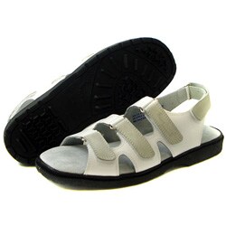 Sandbaggers Lucy Women's White Golf Shoes (size 11)