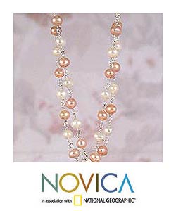Sterling Silver Cultured Pearl 'Dawn Clouds' Necklace (Peru)