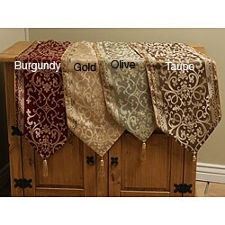 Princess Damask Table Runner