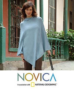 Alpaca Wool 'Winter Magic' Hooded Poncho (Peru)