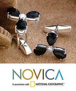 Sterling Silver 'Black Clover' Onyx/ CZ Cufflinks (India)