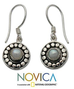 Sterling Silver 'Sunny Day' Pearl Earrings (Indonesia)