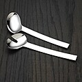 Sasaki Asana 2-piece Hostess Set