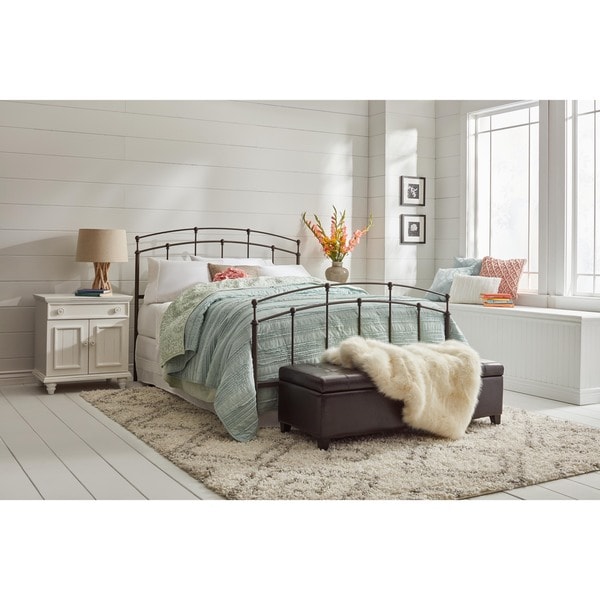 Fenton Queen-size Bed