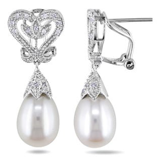 Miadora 10k Gold FW Pearl and 1/10ct TDW Diamond Earrings (8-8.5 mm)