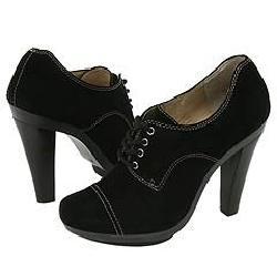 MICHAEL Michael Kors Morgandy Oxford Black Pumps/Heels