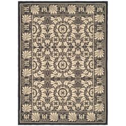 Indoor/ Outdoor Black/ Sand Rug (2'7 x 5')