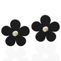 Rhodium-plated Adorable Daisy Onyx/ Pearl Clip-on Earrings (Thailand)