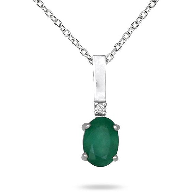 10k-White-Gold-Emerald-and-Diamond-Pendant-I-J-I1-I2-L12966504.jpg