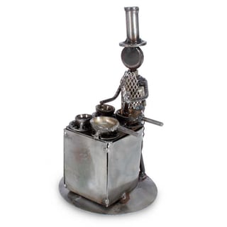 @@@ >  Iron 'Rustic Chef' Sculpture (Mexico)