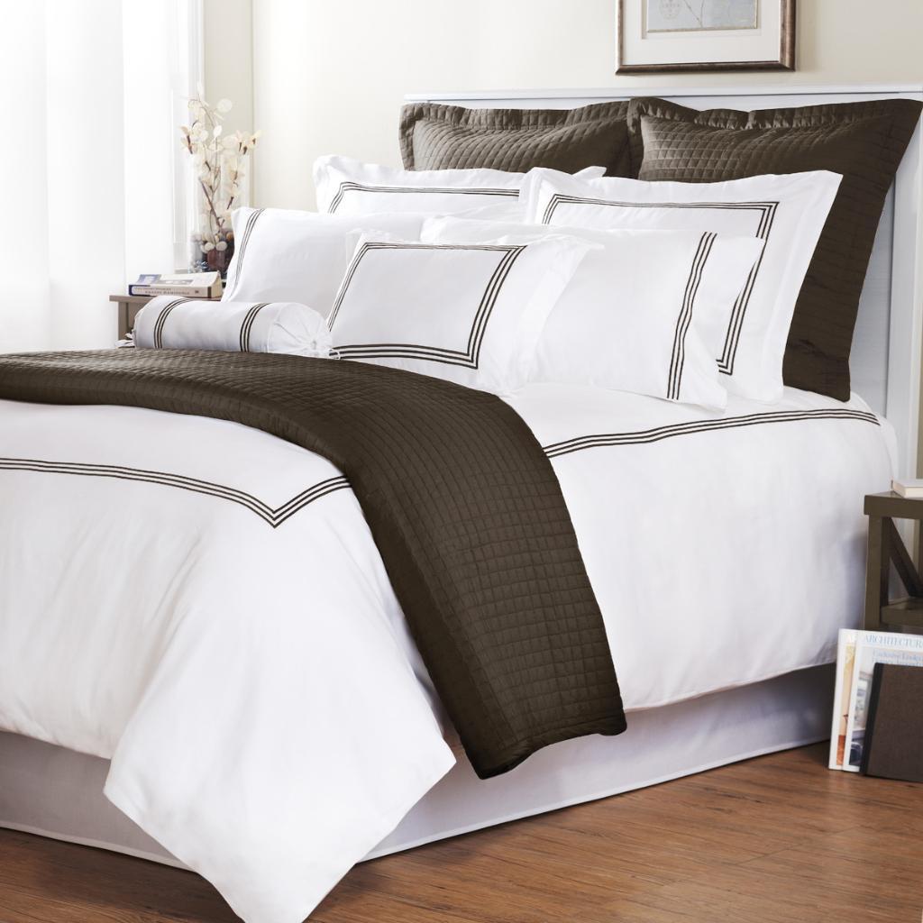 chocolate-stripe-baratto-stitch-king-size-3-piece-duvet-cover-set