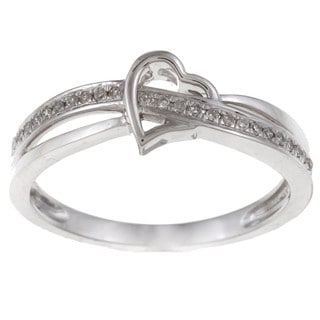 10k White Gold 1/10ct TDW Diamond Heart Promise Ring (H-I, I2-I3)