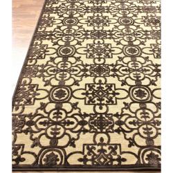 Hand-carved Alexa Velvet Iron Gate Ivory Faux Silk Rug (2'1 x 4')
