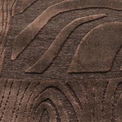 Hand-carved Alexa Velvet Zebra Brown Faux Silk Rug (5'3 x 7'6)