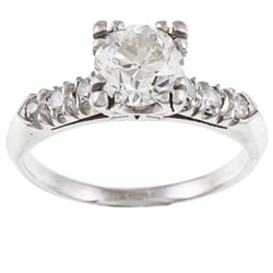 What are platinum engagement rings