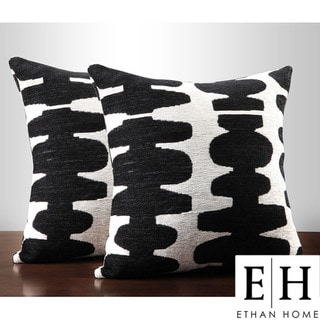 ETHAN HOME Black/ Light Grey 18-inch Decorative Pillows (Set of 2)