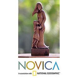 Find Cheap Price Suar Wood 'Mother and Daughter' Sculpture (Indonesia)
