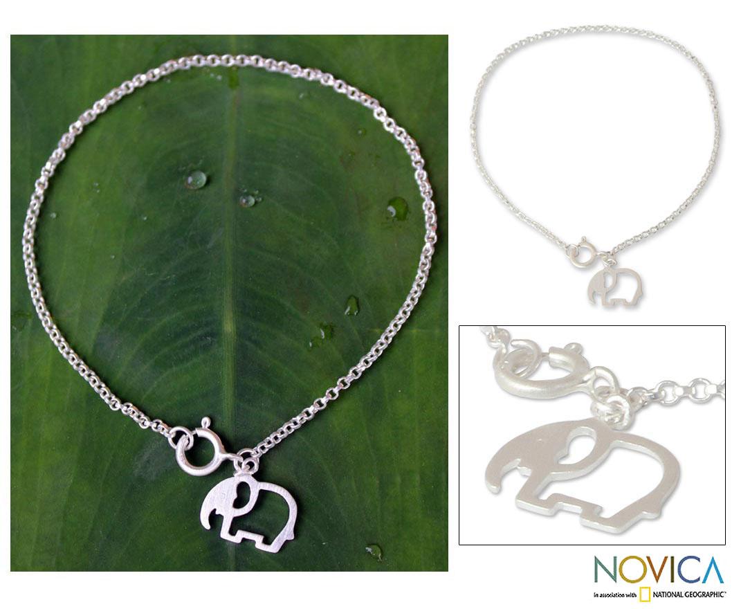 Sterling Silver 'Moonlit Elephant' Charm Bracelet (Thailand)