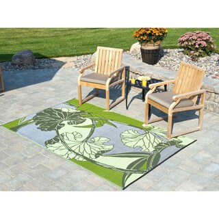 Blossom Green Recycled Indoor/ Outdoor Mat (4' x 6')