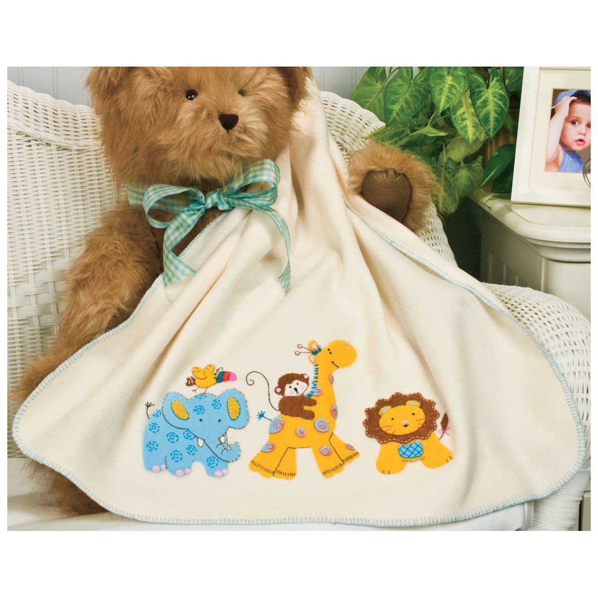 L'il Tots Jungle Animals Fleece Blanket Felt Applique Kit28"X40