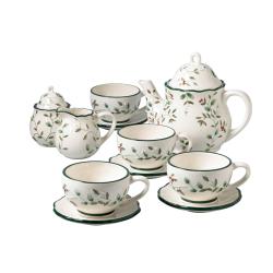 Winterberry Large Tea Set